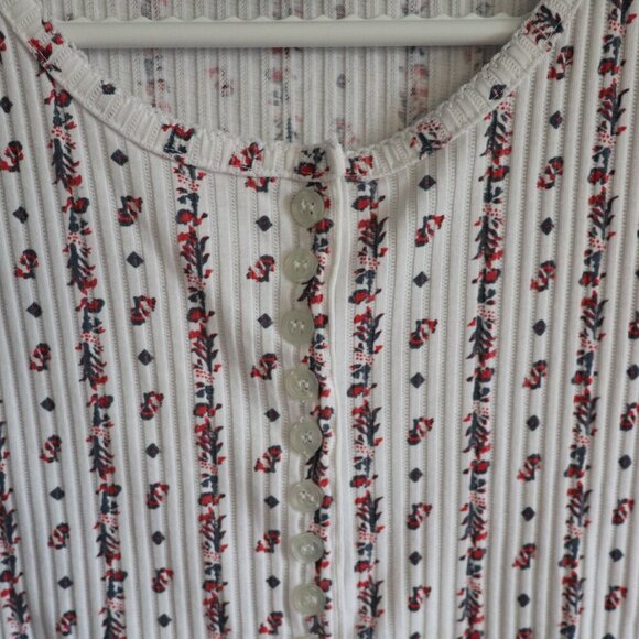 Huntington Ridge Women's Sz S/M Floral Button Down Crew Short Sleeve T-Shirt Top - Picture 5 of 9